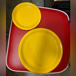 Fiesta dinner plate and appetizer plate daffodil